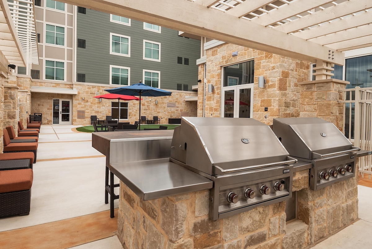Homewood Suites by Hilton Fort Worth - Medical Center, TX - Photo 1