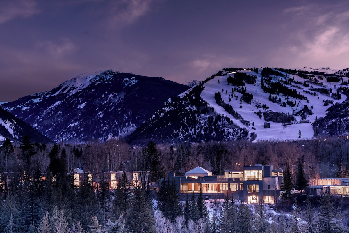 Aspen Meadows Resort - Photo 1