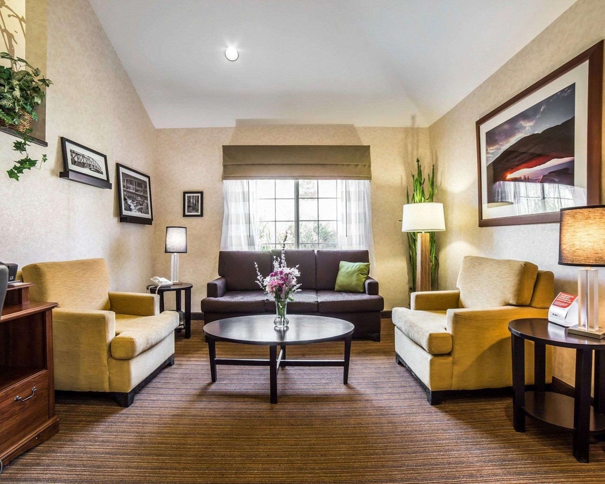 Quality Inn Moab Slickrock Area - Photo 1