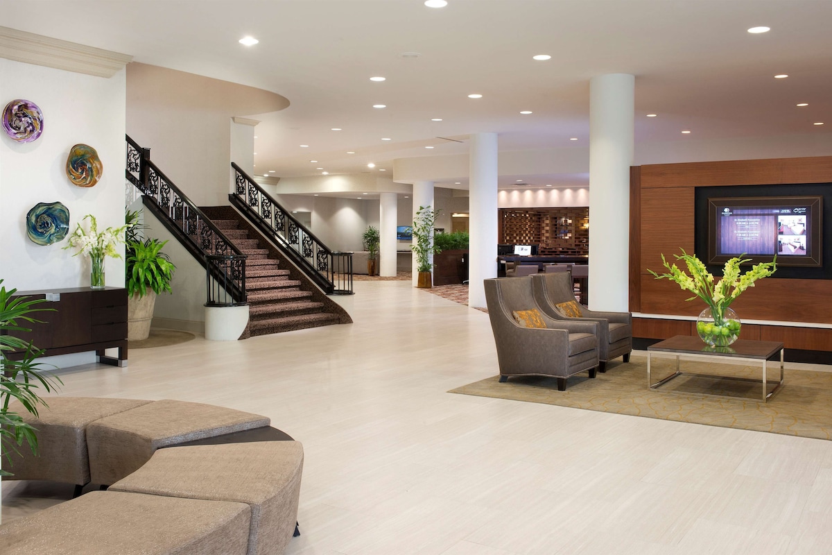 DoubleTree by Hilton Lafayette - Photo 1