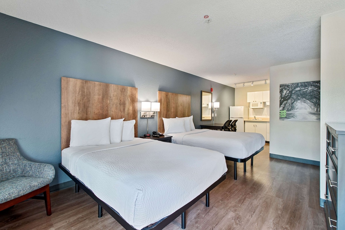 Extended Stay America- Suites- Miami - Airport - Blue Lagoon - Photo 1