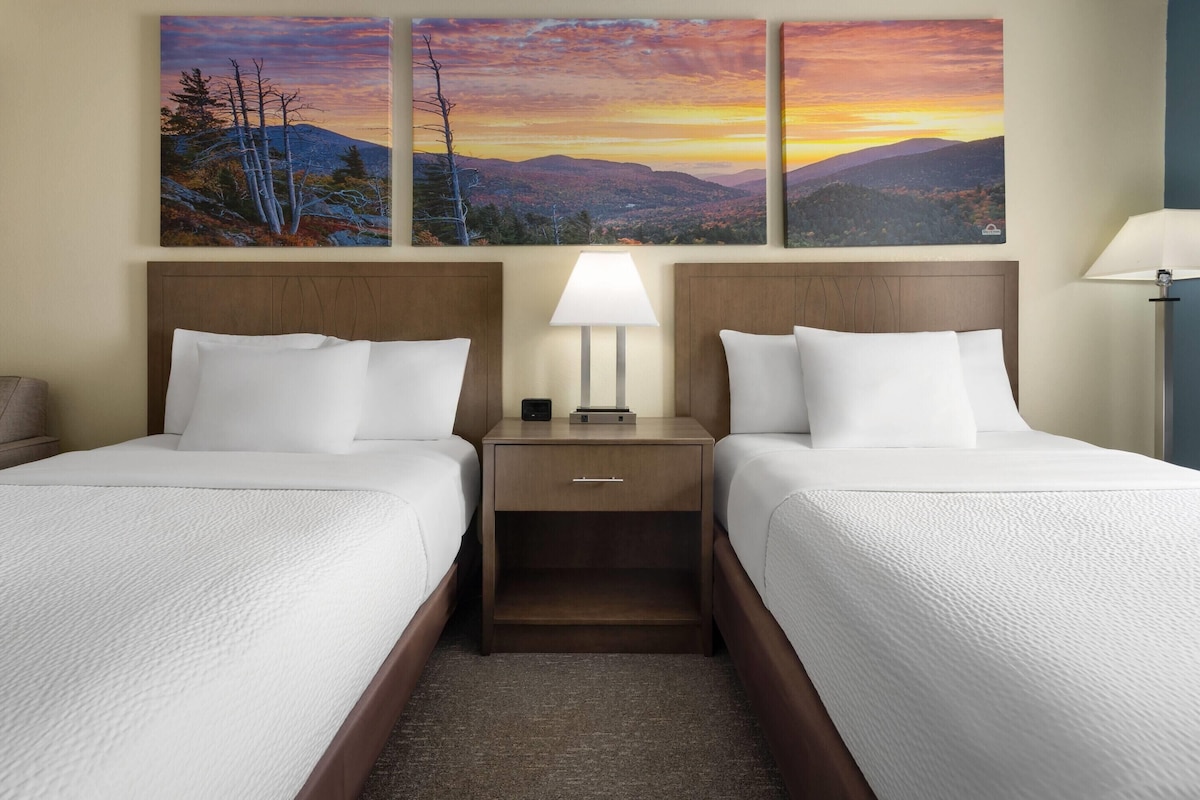 Days Inn By Wyndham Penn State - Photo 1