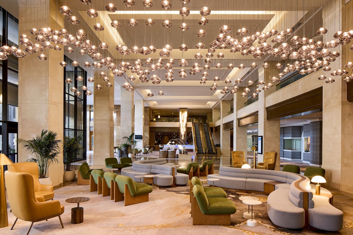 The Westin Los Angeles Airport - Photo 1