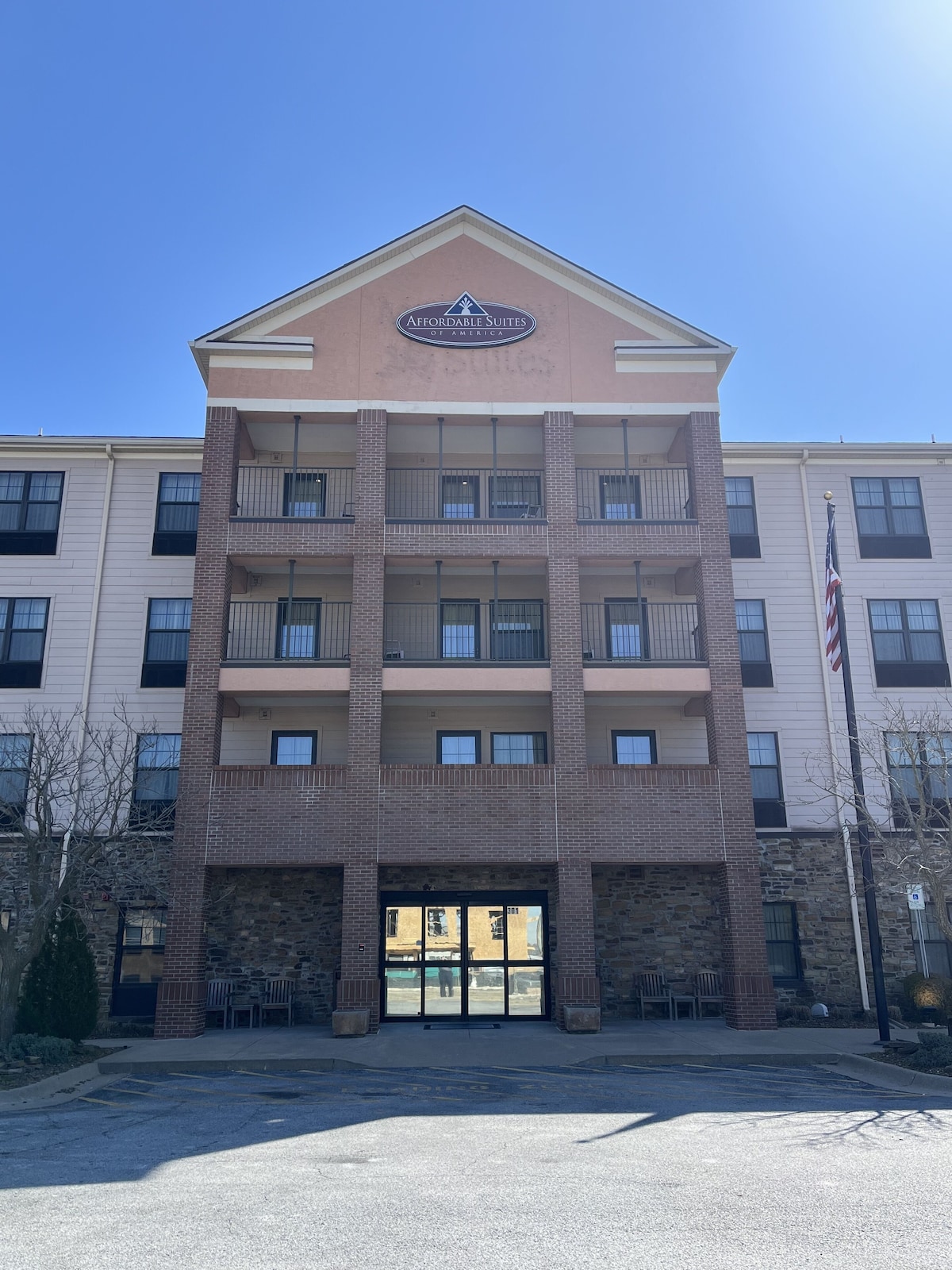 Affordable Suites Of America Rogers - Bentonville - Photo 1