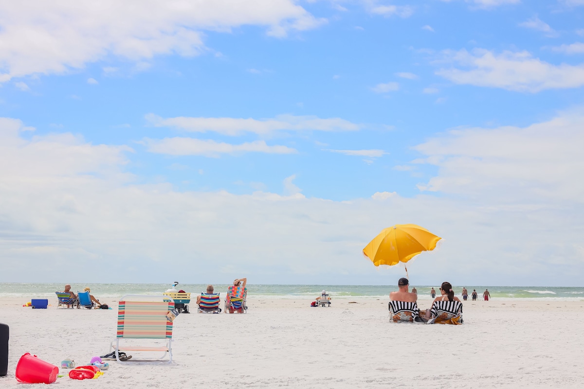 Siesta Key Beach Resort and Suites - Photo 1