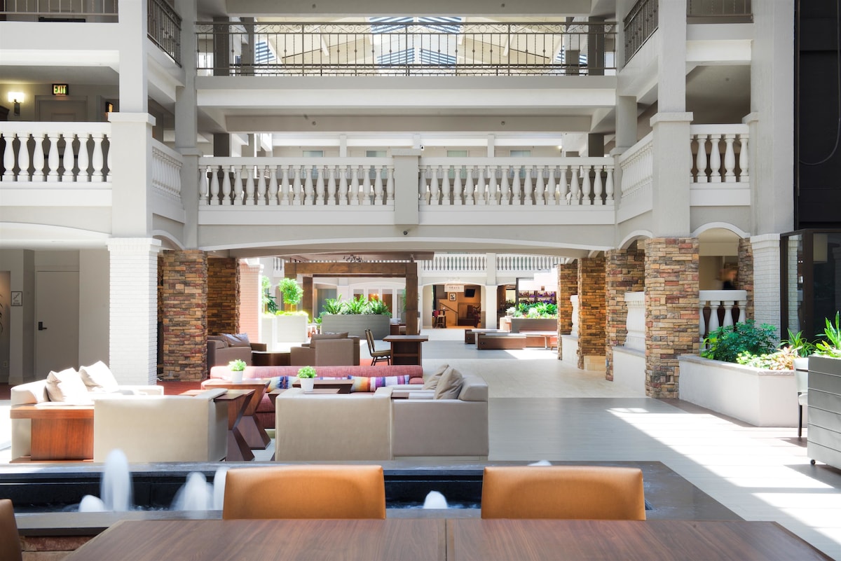 Embassy Suites by Hilton Colorado Springs - Photo 1