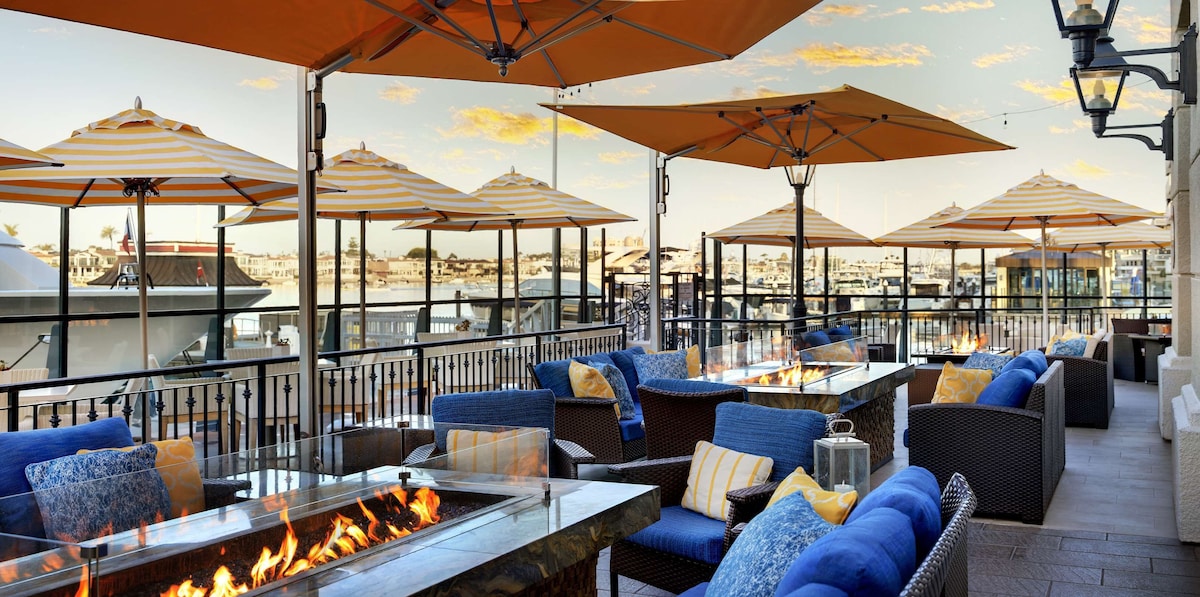 Balboa Bay Resort - Photo 1