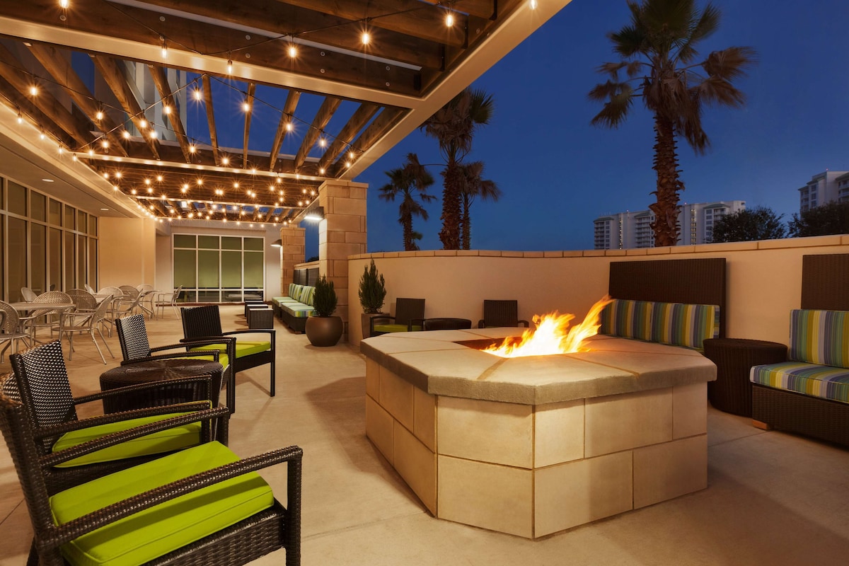 Home2 Suites By Hilton Destin - Photo 1