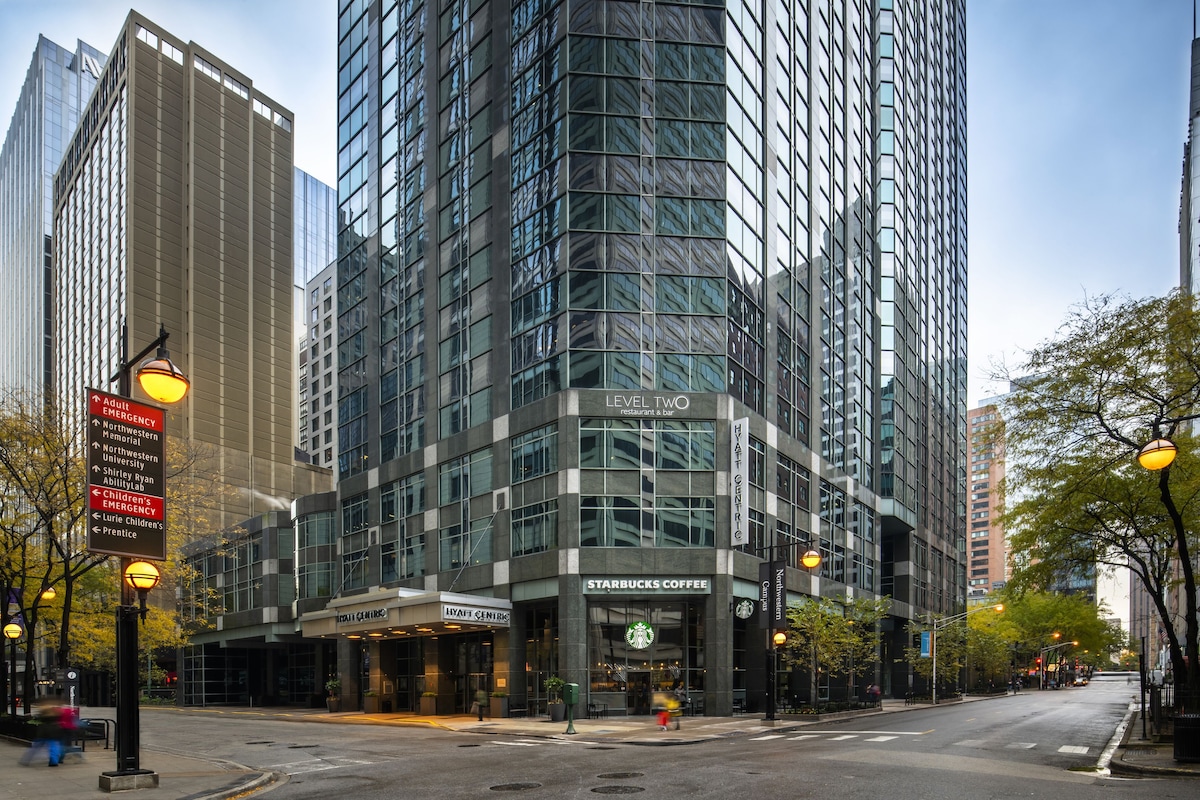 Hyatt Centric Chicago Magnificent Mile - Photo 1